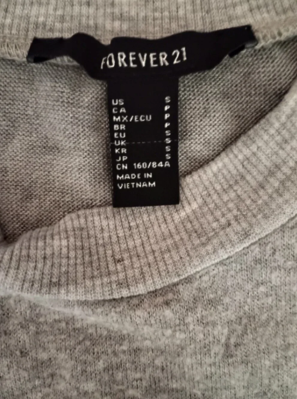 Forever 21 Heather Gray Crewneck Sweater